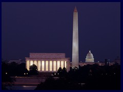 Landmarks_at_dusk_arriving_by_taxi